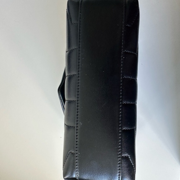 YSL LOULOU TOY - Picture 9 of 11